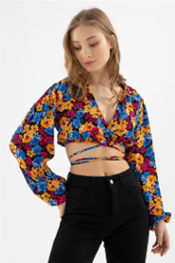 Blouse courte à motifs floraux