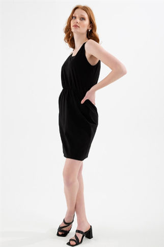 Robe à bretelles